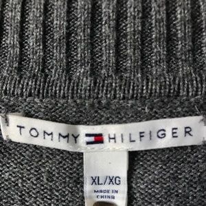 Children’s XL/XG pull-over sweater